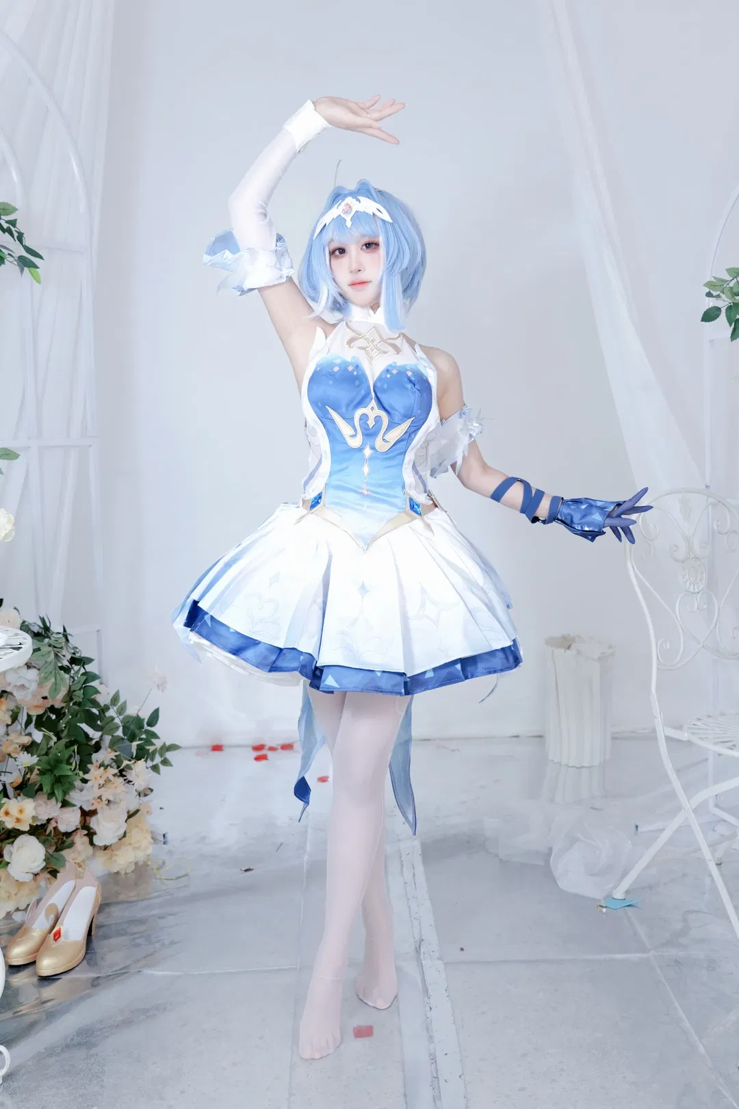【奥黛塔cos】原神 蓝白裙摆与暗夜玫瑰的碰撞 - 第 4 张