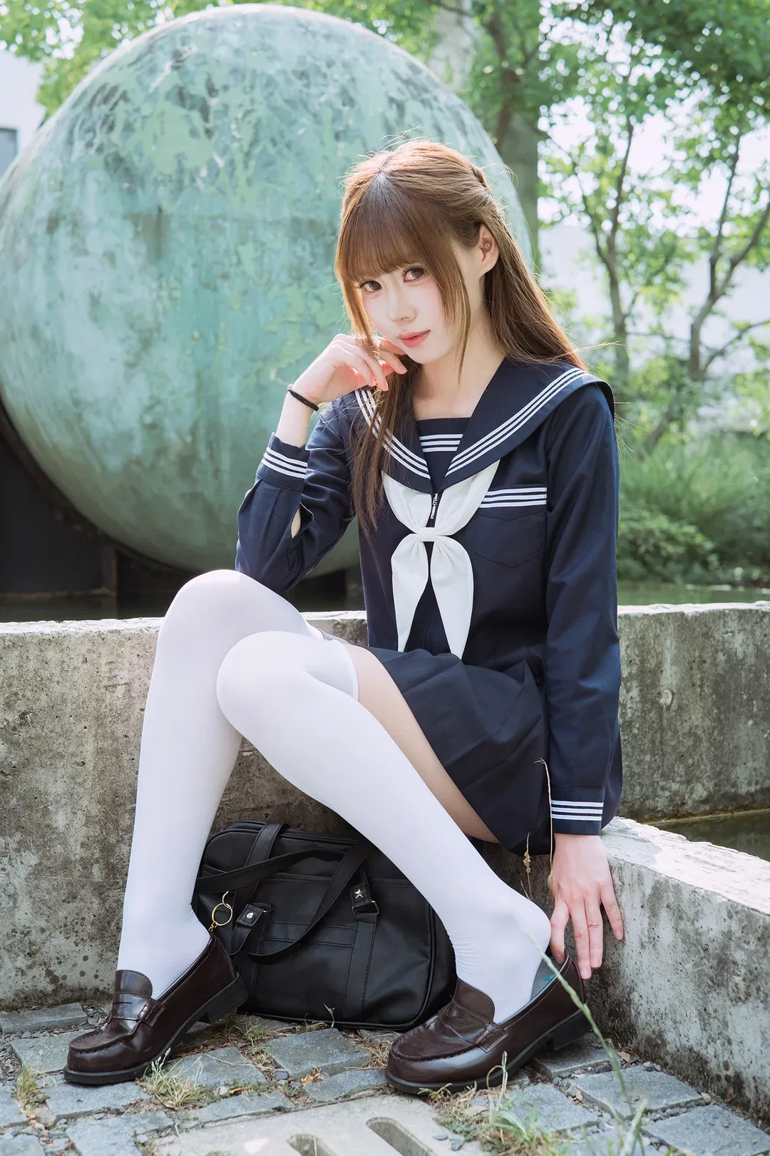 蓝莓冰淇淋味的绀白水手服写真 - 第 1 张