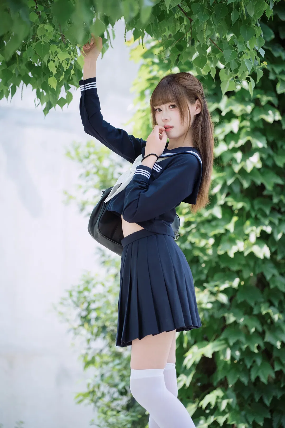 蓝莓冰淇淋味的绀白水手服写真 - 第 12 张