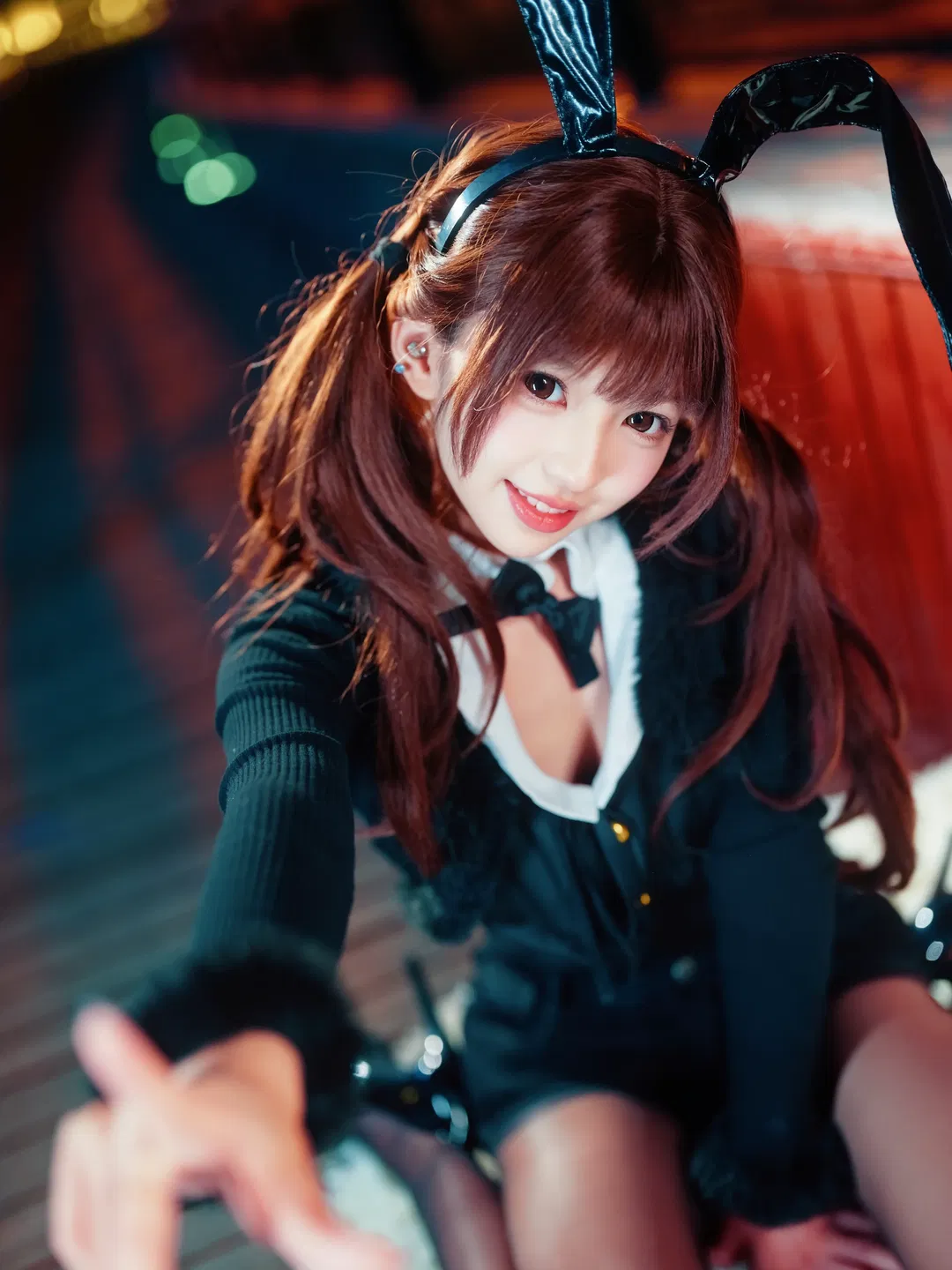 夜景街拍兔耳制服少女 - 第 1 张