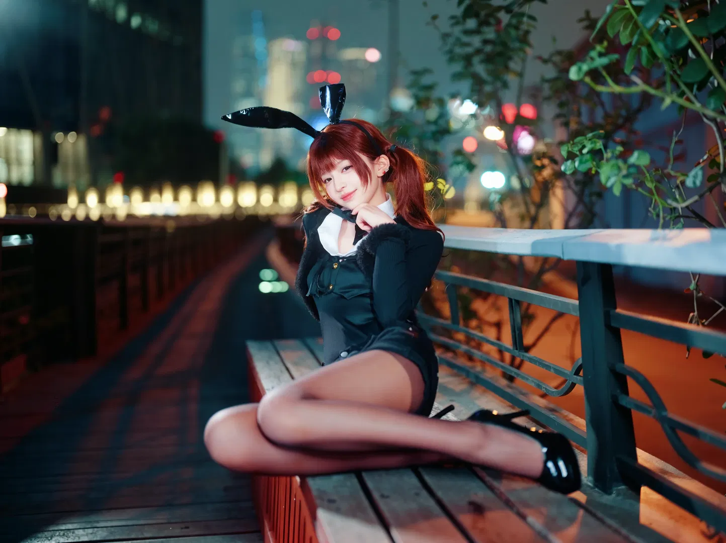 夜景街拍兔耳制服少女 - 第 2 张