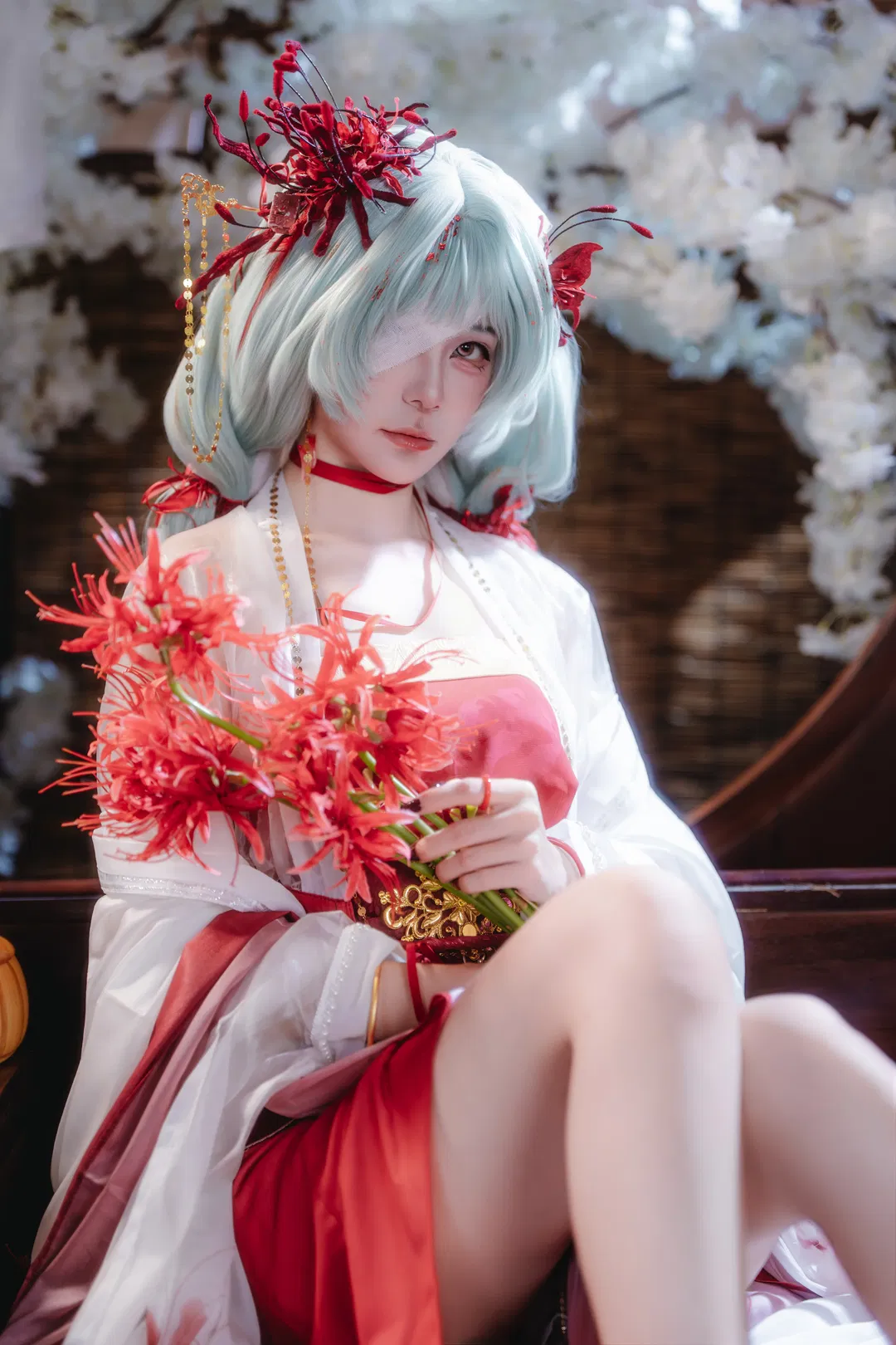【鸣潮同人cos】彼岸梦长辞，红白古风与薄荷绿的碰撞 - 第 1 张