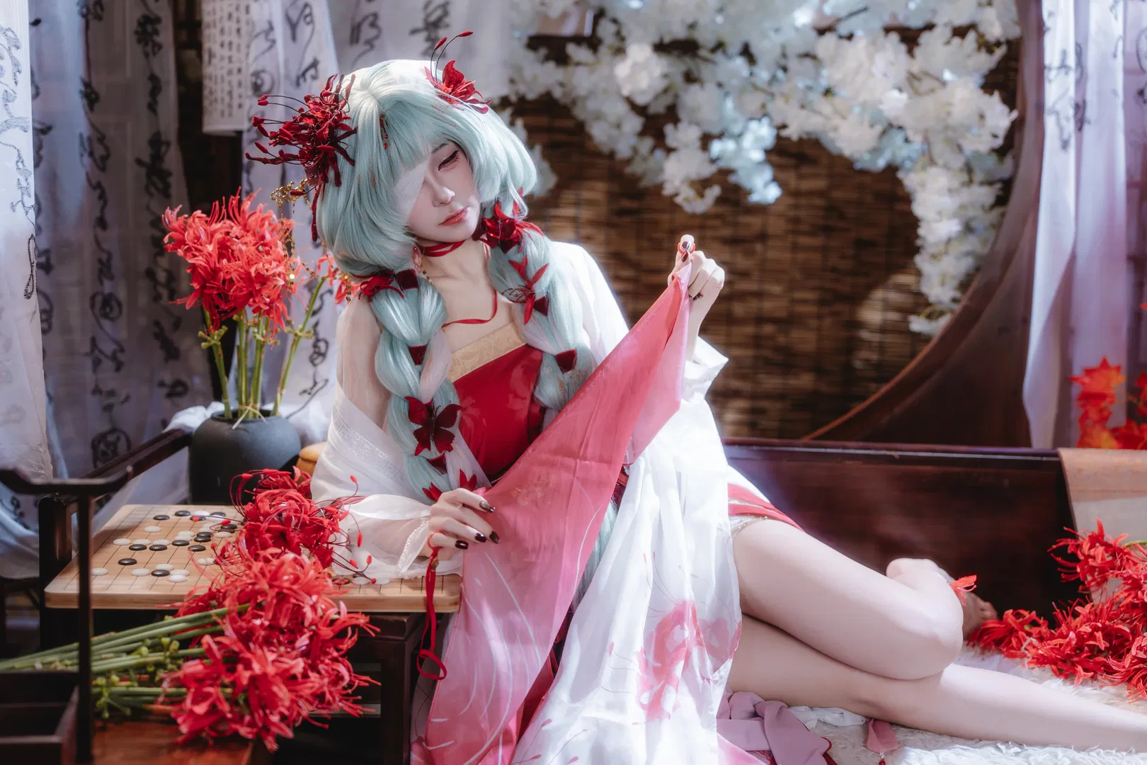 【鸣潮同人cos】彼岸梦长辞，红白古风与薄荷绿的碰撞 - 第 4 张