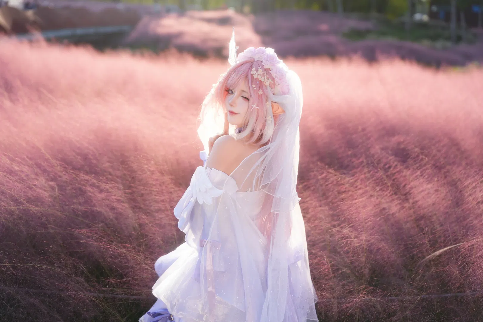 【愛莉希雅cos】崩壞3粉黛花海花嫁 - 第 3 張