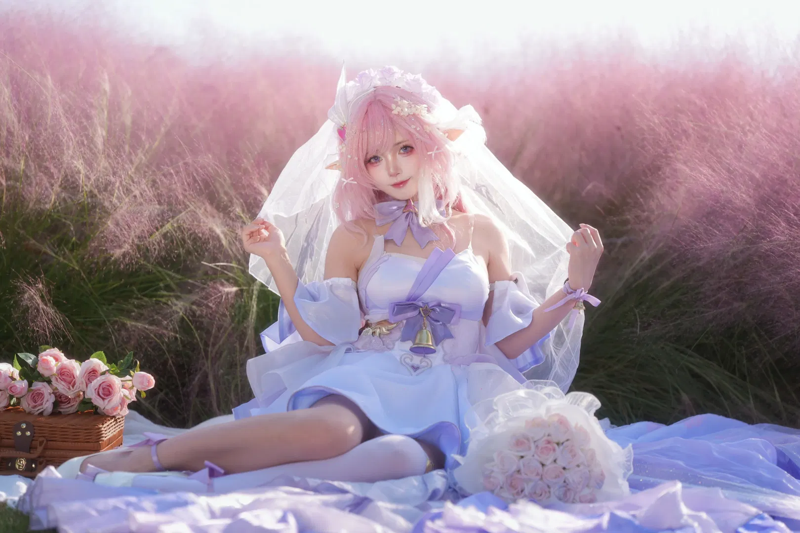 【爱莉希雅cos】粉黛花海中的花嫁妖精小姐 - 第 5 张