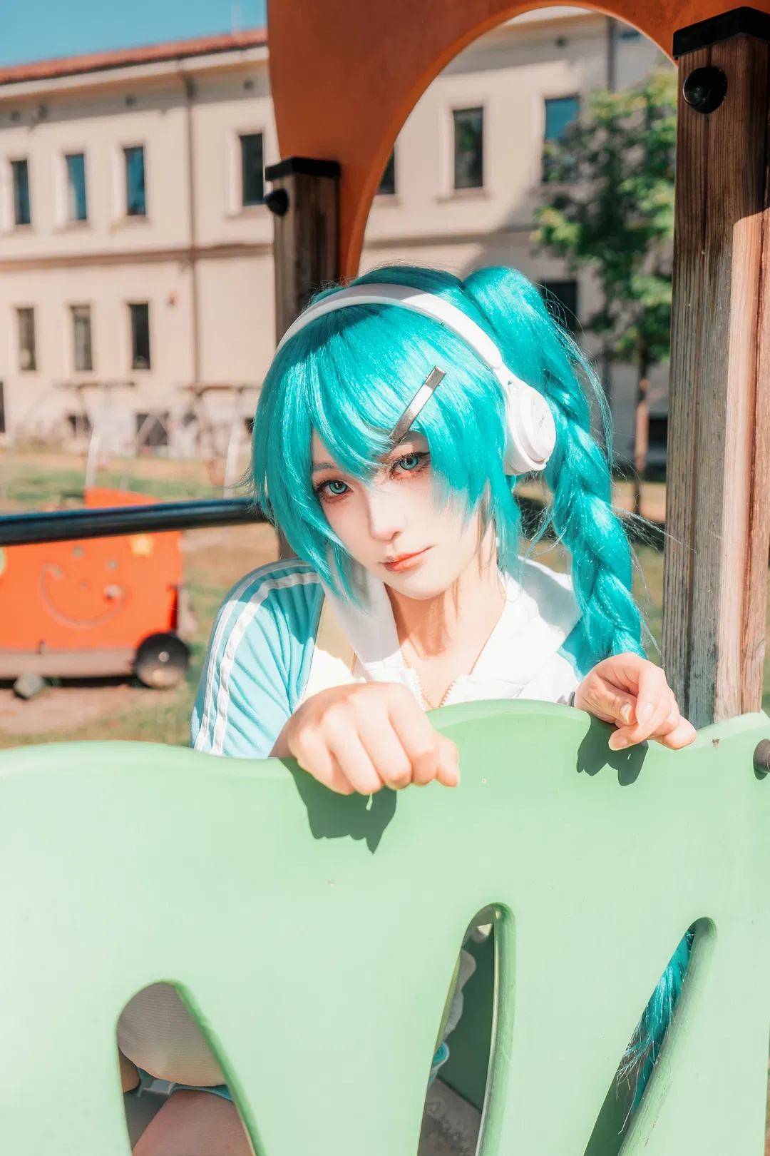 【初音未來cos】義大利街頭的青綠風暴 - 第 14 張