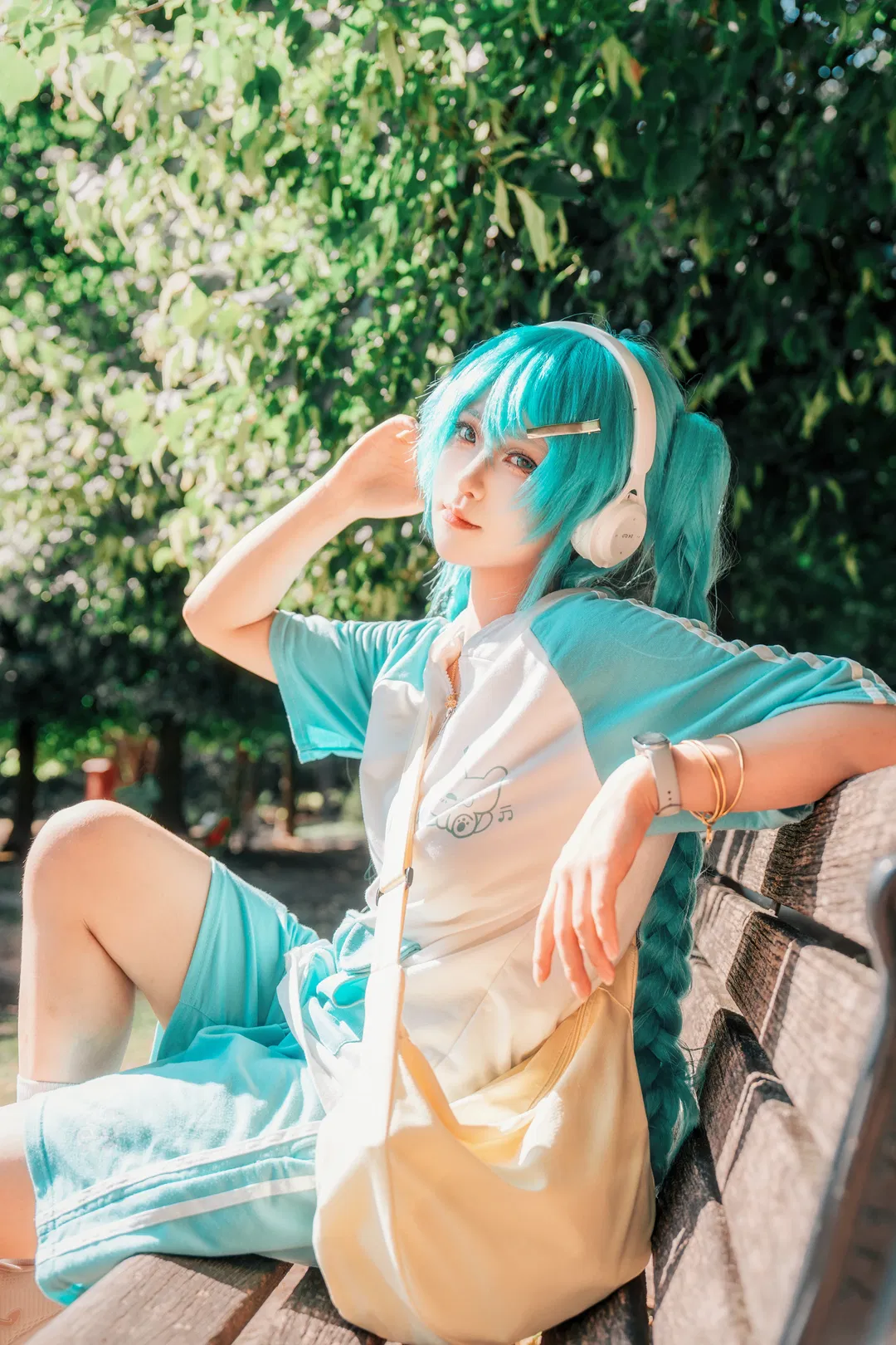 【初音未來cos】義大利街頭的青綠風暴 - 第 15 張
