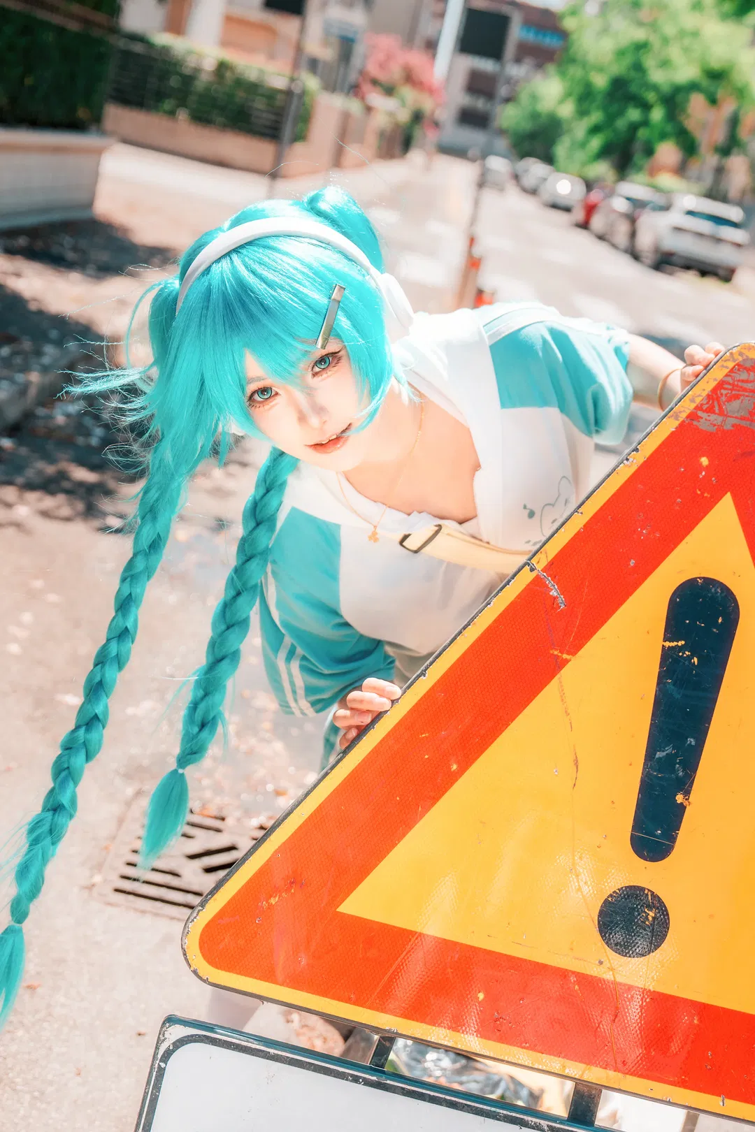 【初音未來cos】義大利街頭的青綠風暴 - 第 5 張