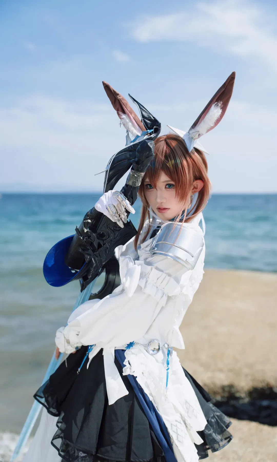 【阿米娅cos】明日方舟少女骑士动作参考 - 第 3 张