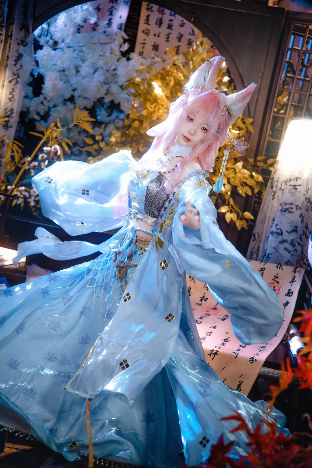 【鴻雪cos】一紙夢鴻雪，沉浸式感受明日方舟的奇幻氛圍 - 第 5 張