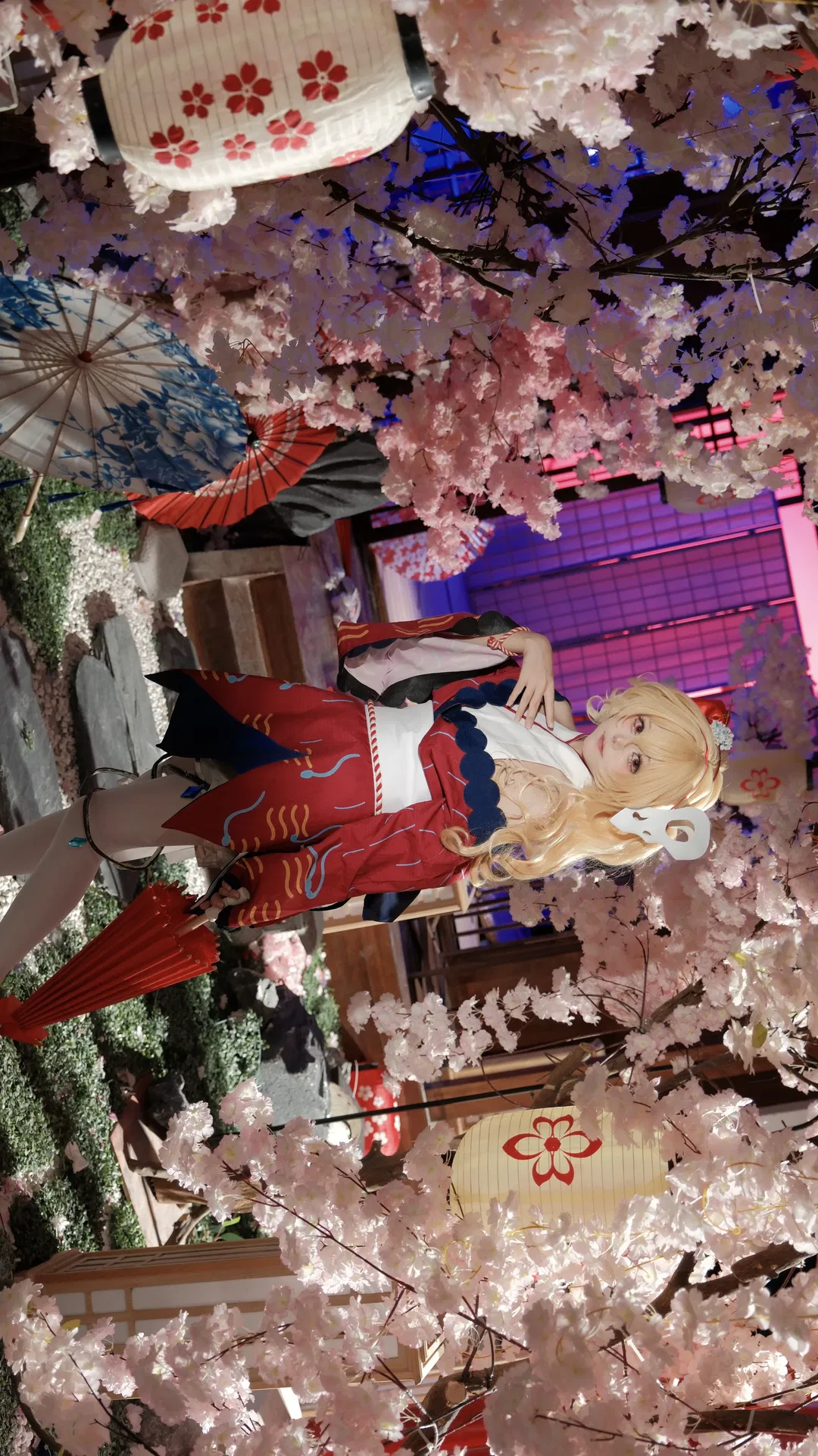 【芙兰朵露cos】东方project 樱花树下的红披风与狐狸面具 - 第 2 张