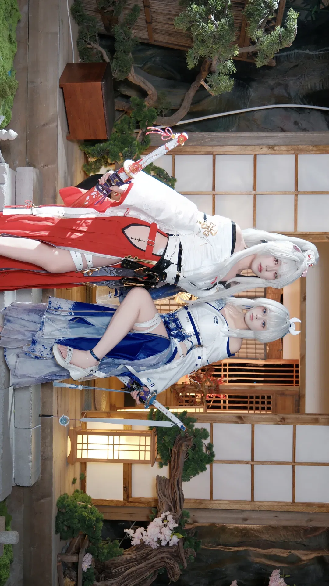 【绯雪cos】鸣潮绯雪二形态，日式庭园里的雪色双生 - 第 1 张
