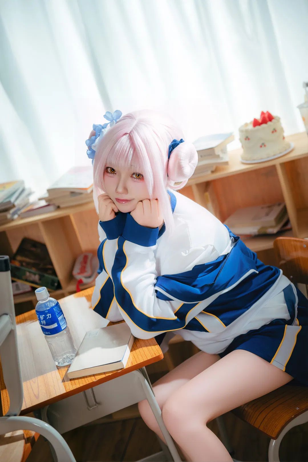 【圣园未花cos】蔚蓝档案体操服少女的校园日常 - 第 1 张