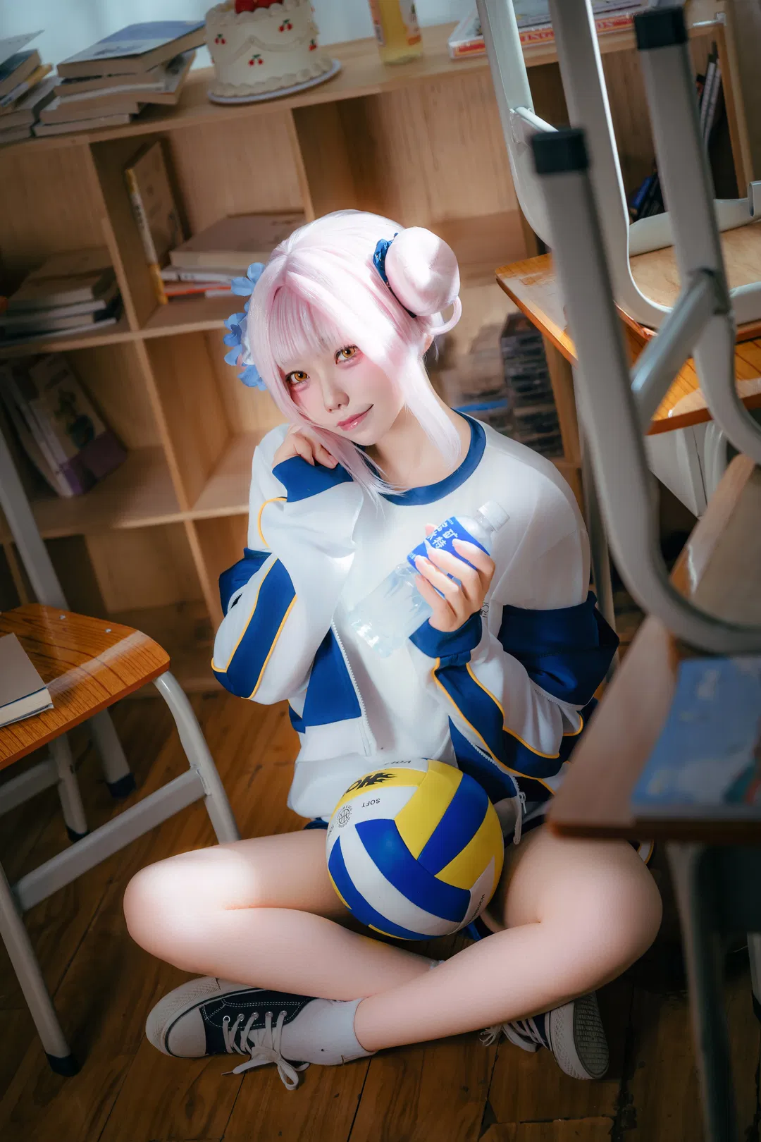 【圣园未花cos】蔚蓝档案体操服少女的校园日常 - 第 2 张