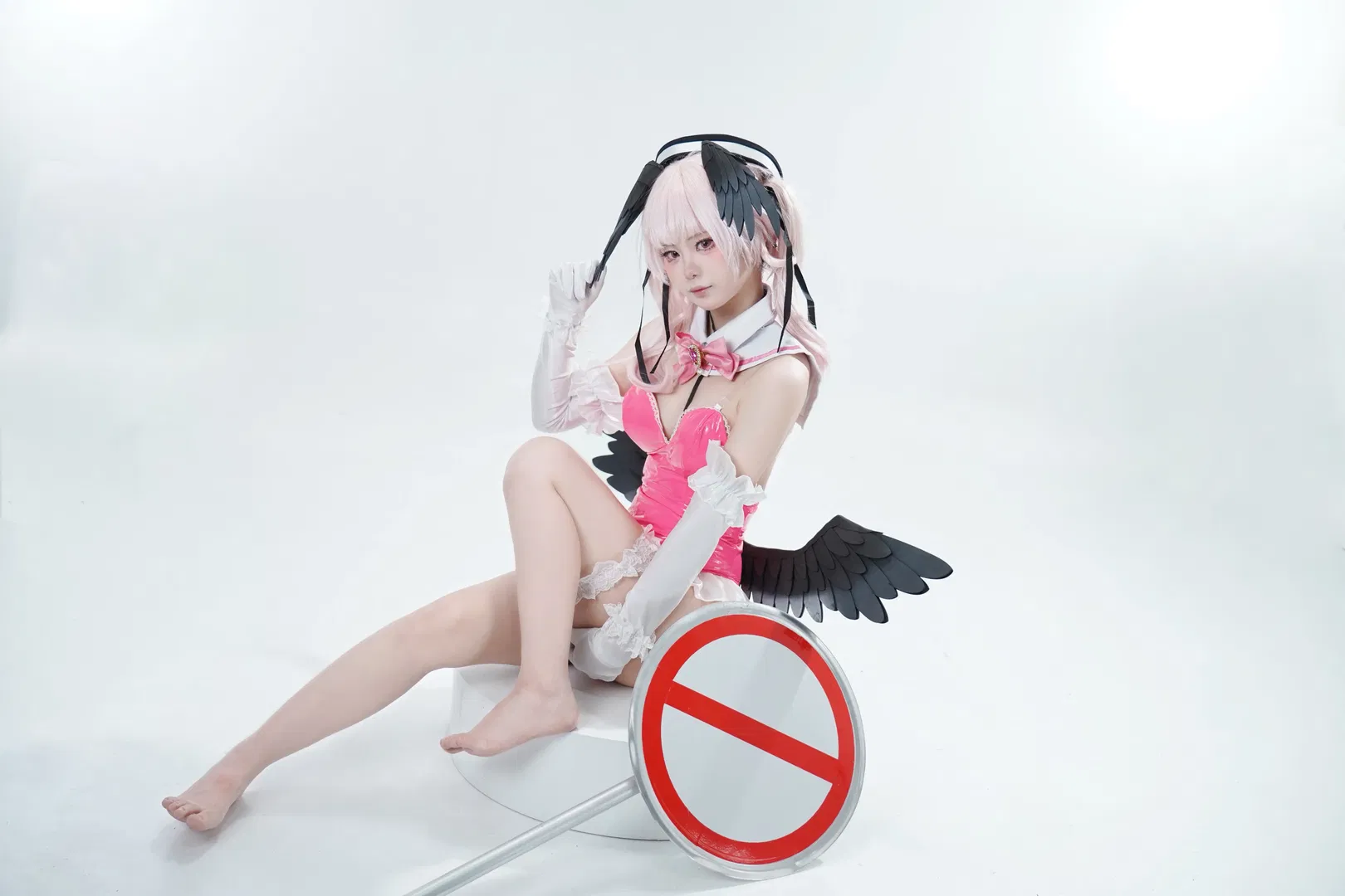 【下江小春cos】蔚蓝档案粉色小恶魔的棚拍记录 - 第 5 张
