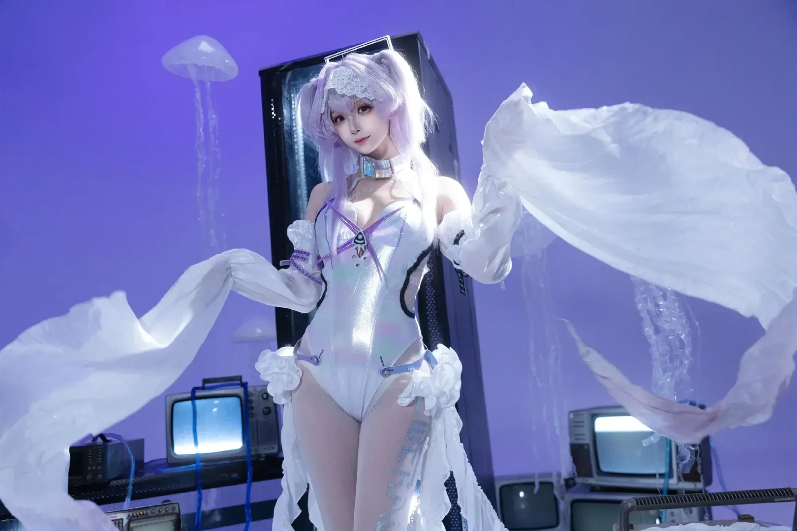 【莉贝雷利奥cos】nikke 胜利女神 赛博深海复古电子梦境 - 第 4 张