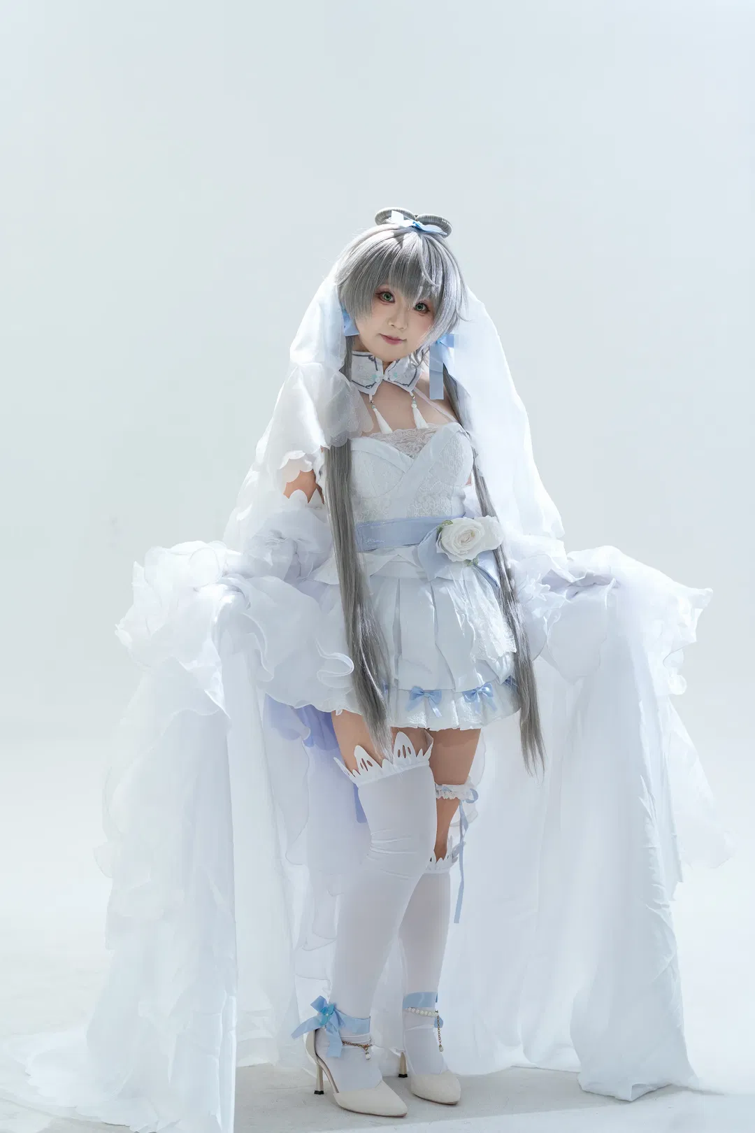 洛天依花嫁cos 动态感拍照姿势分享 - 第 5 张