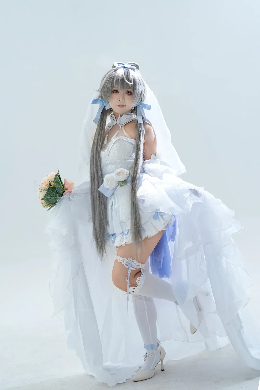 洛天依花嫁cos 动态感拍照姿势分享 - 第 8 张