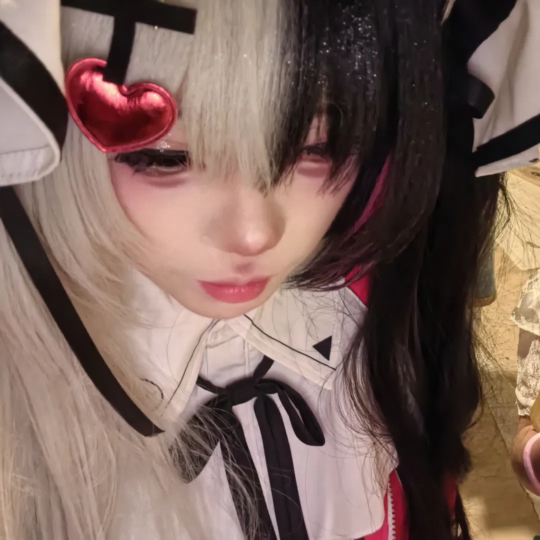 【安魂曲cos】异环战术少女，带着满改维克托出击 - 第 2 张