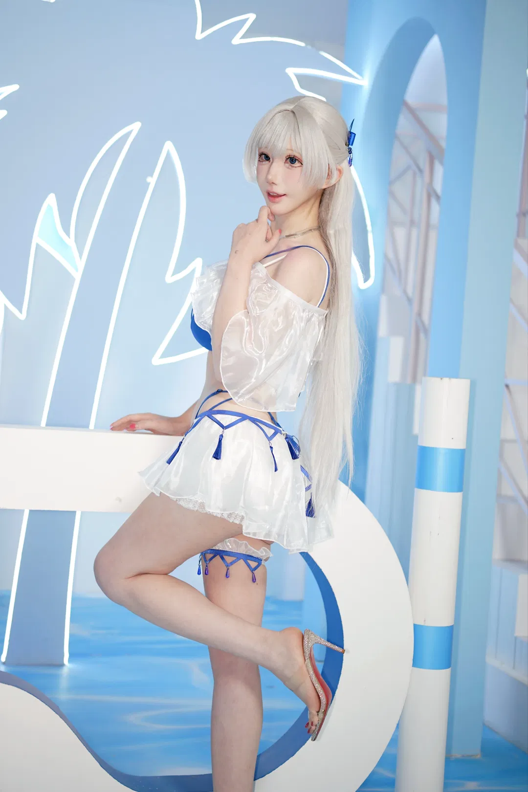 【百眼巨人cos】碧藍航線夏日泳裝，藍白光影裡的清涼一夏 - 第 3 張