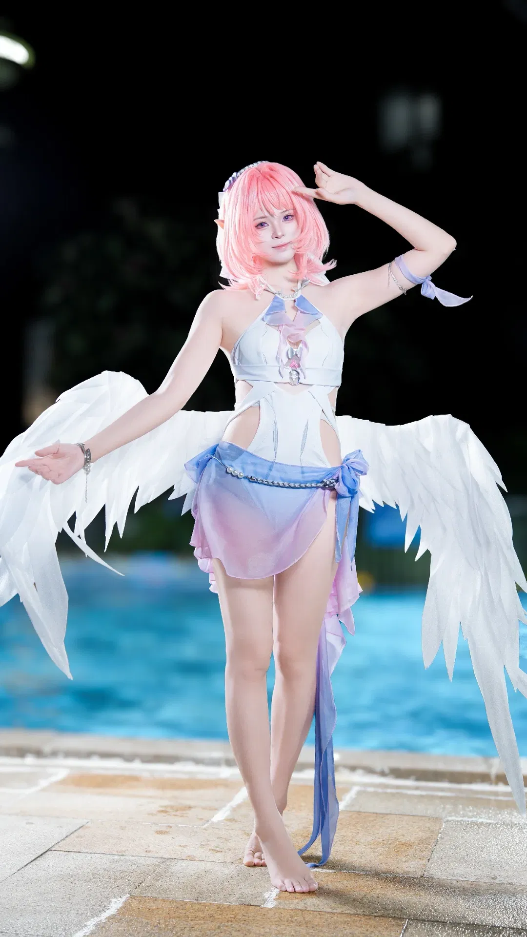 [Remielle cosplay] Zenless Zone Zero: A summer poolside rendezvous - Image 4