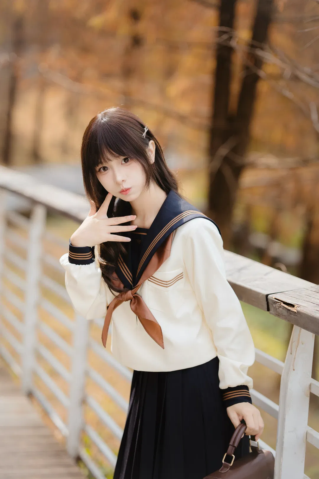 大观湿地公园落羽杉下的秋日JK制服写真 - 第 5 张