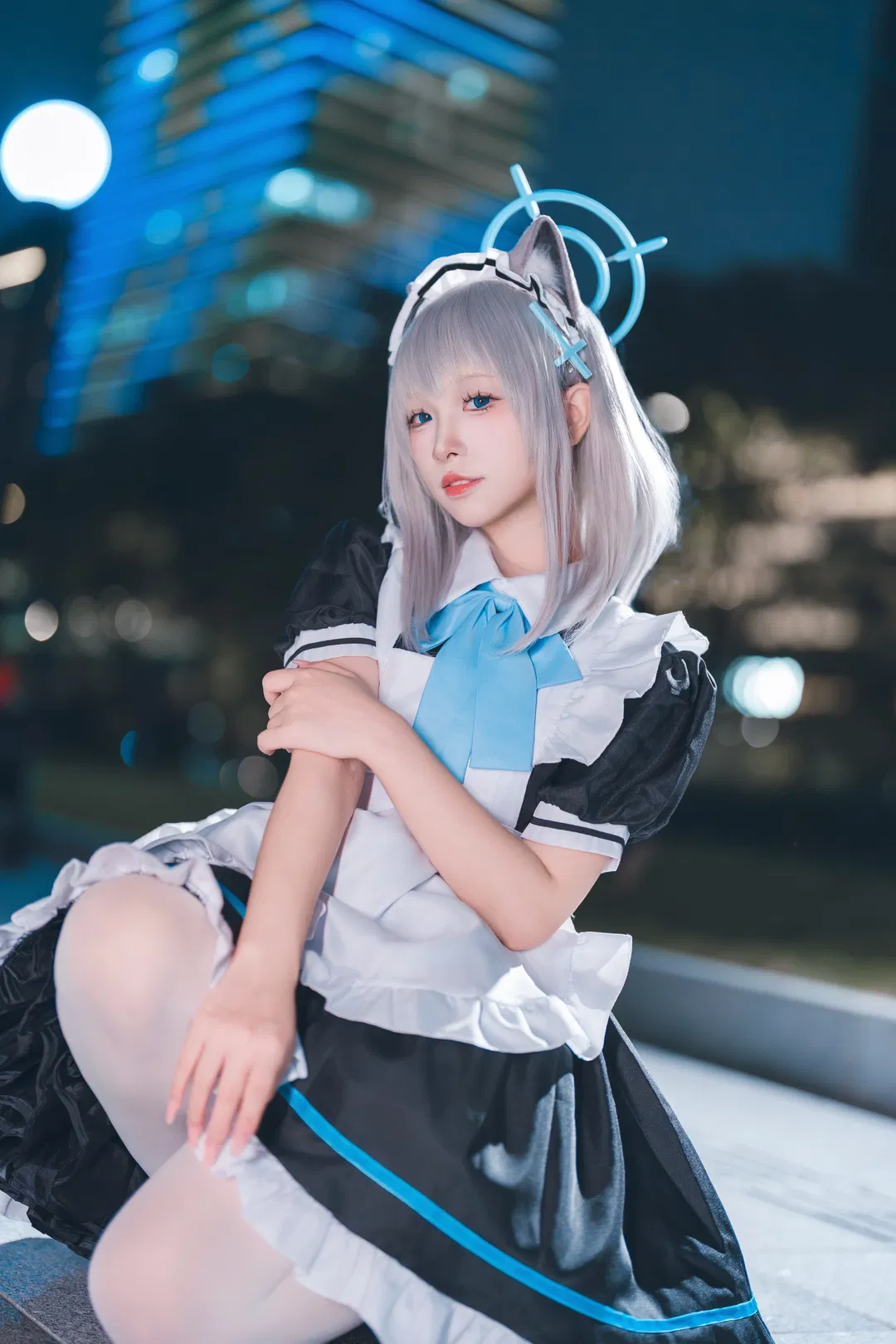 【砂狼白子cos】蔚蓝档案的夜色街头女仆装扮 - 第 4 张