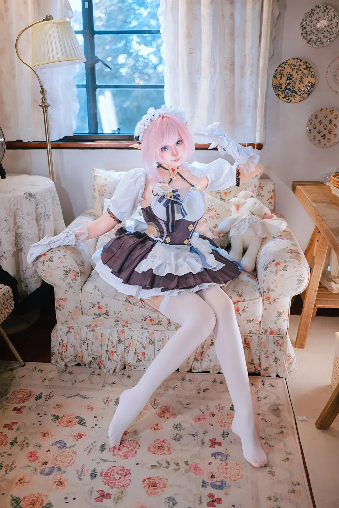 【爱莉希雅cos】崩坏3如果她只是一个享受下午茶的普通女孩 - 第 1 张