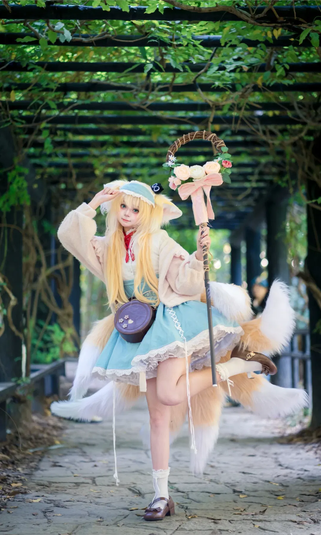 【铃兰cos】明日方舟铃兰春之颂，在阳光与花海中庆祝生日 - 第 4 张