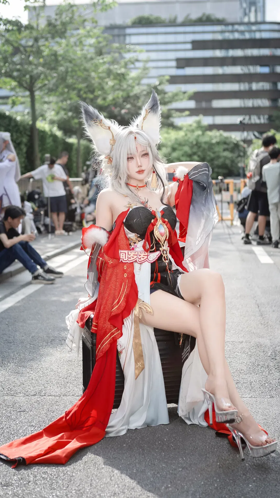 【心月狐cos】鸣潮漫展场外自然光返图 - 第 1 张