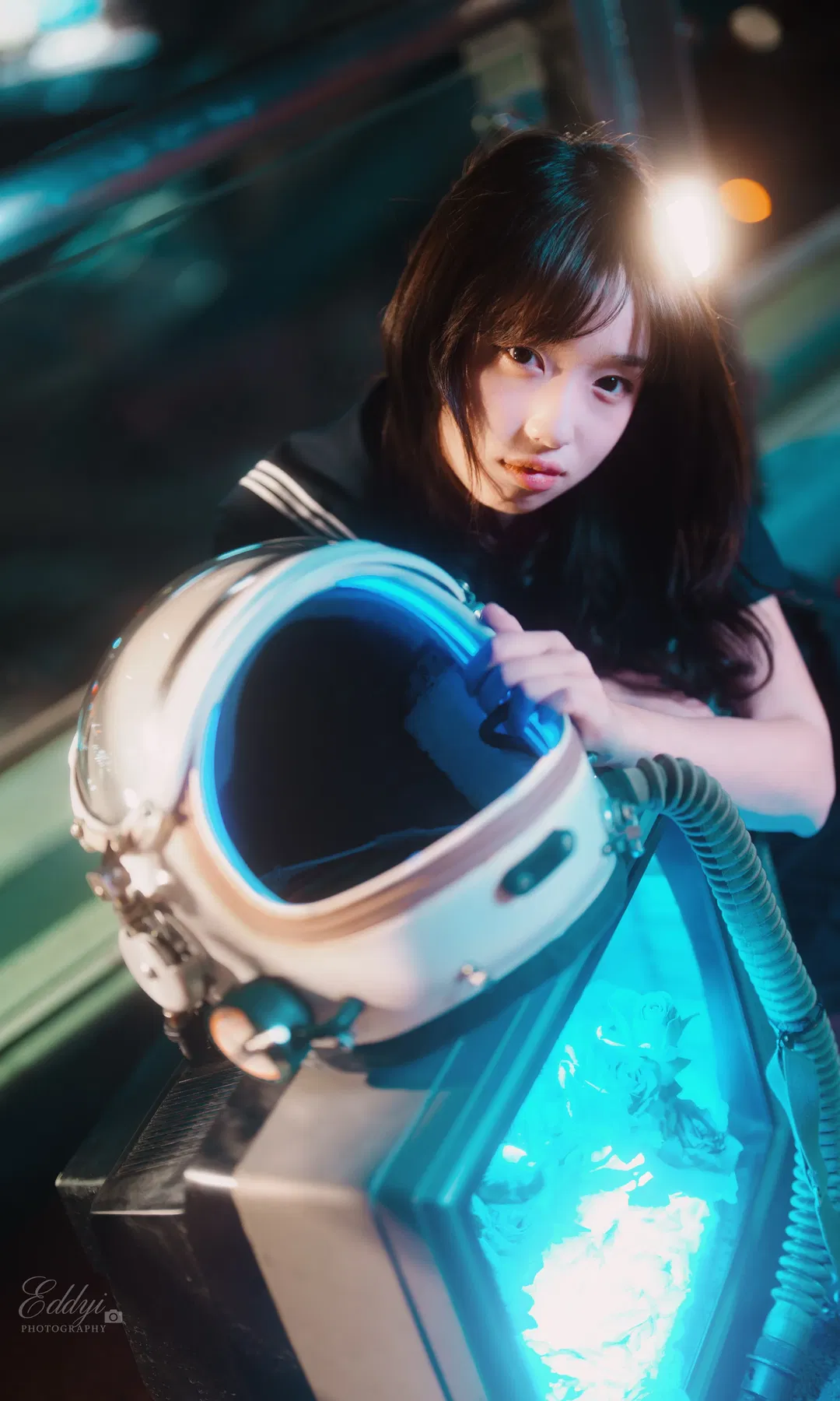 穿著水手服與宇航頭盔，一起去探索宇宙 - 第 1 張