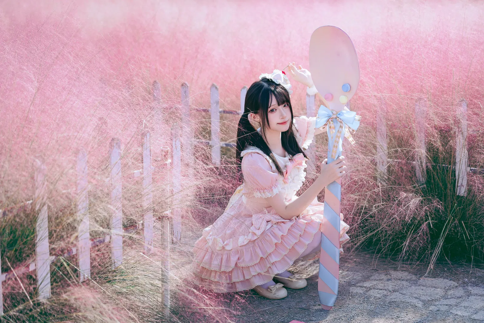 拿着大勺子在嘉北粉黛花海拍Lolita写真 - 第 10 张