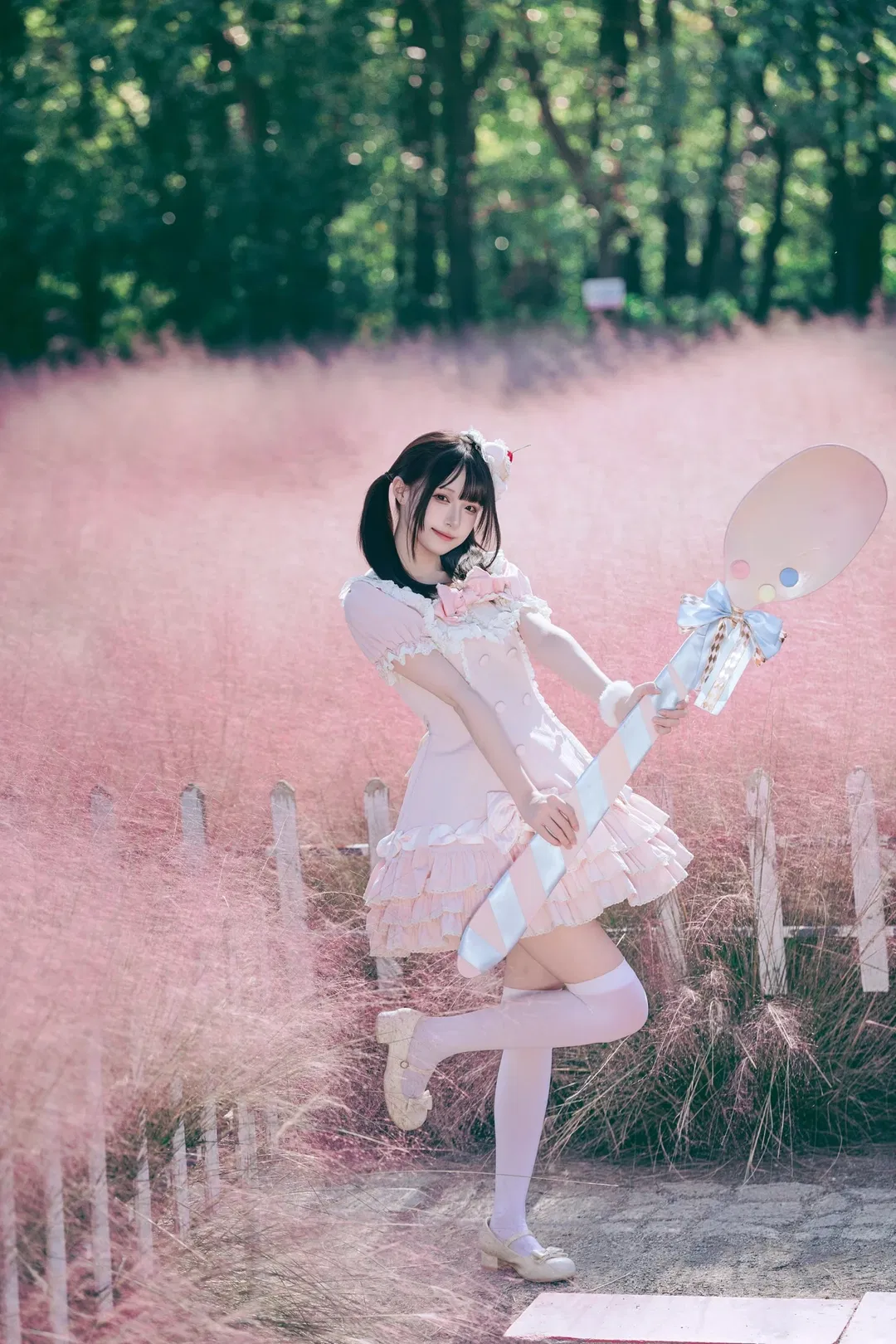 拿着大勺子在嘉北粉黛花海拍Lolita写真 - 第 4 张