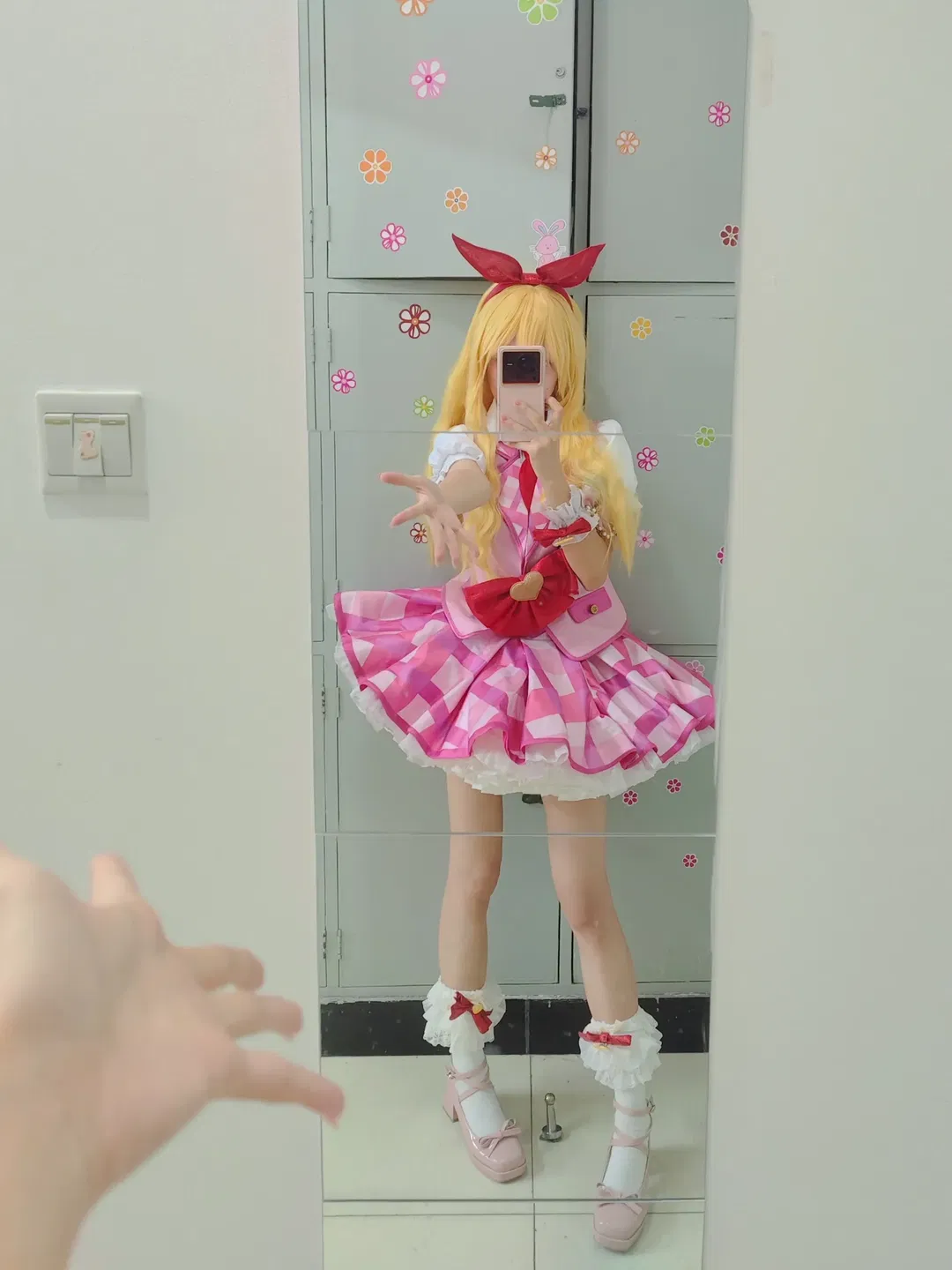 【星宮莓cos】偶像活動打歌服，麥克風替代飯勺的舞臺感 - 第 2 張