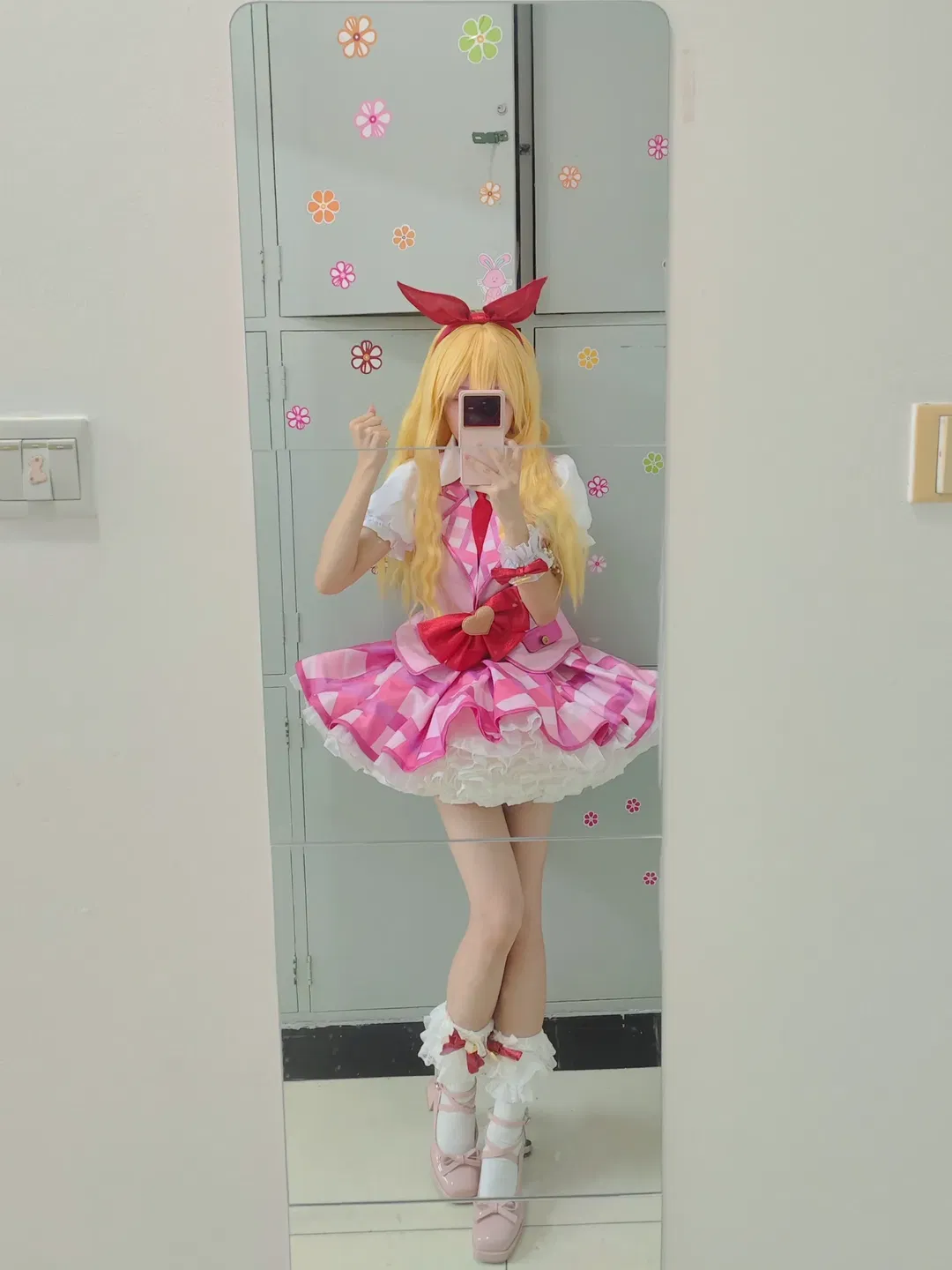 【星宮莓cos】偶像活動打歌服，麥克風替代飯勺的舞臺感 - 第 3 張