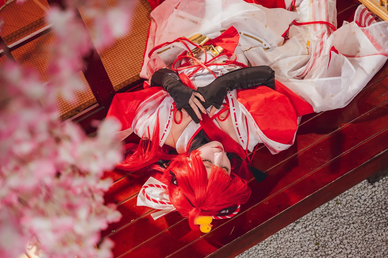 【上杉绘梨衣cos】迎着阳光的盛大逃亡 - 第 3 张