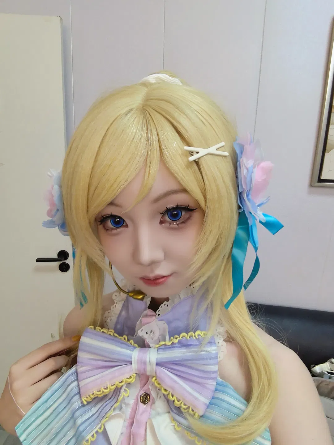 【绚濑绘里cos】白色情人节觉醒，一套衣服两首歌的快乐 - 第 1 张