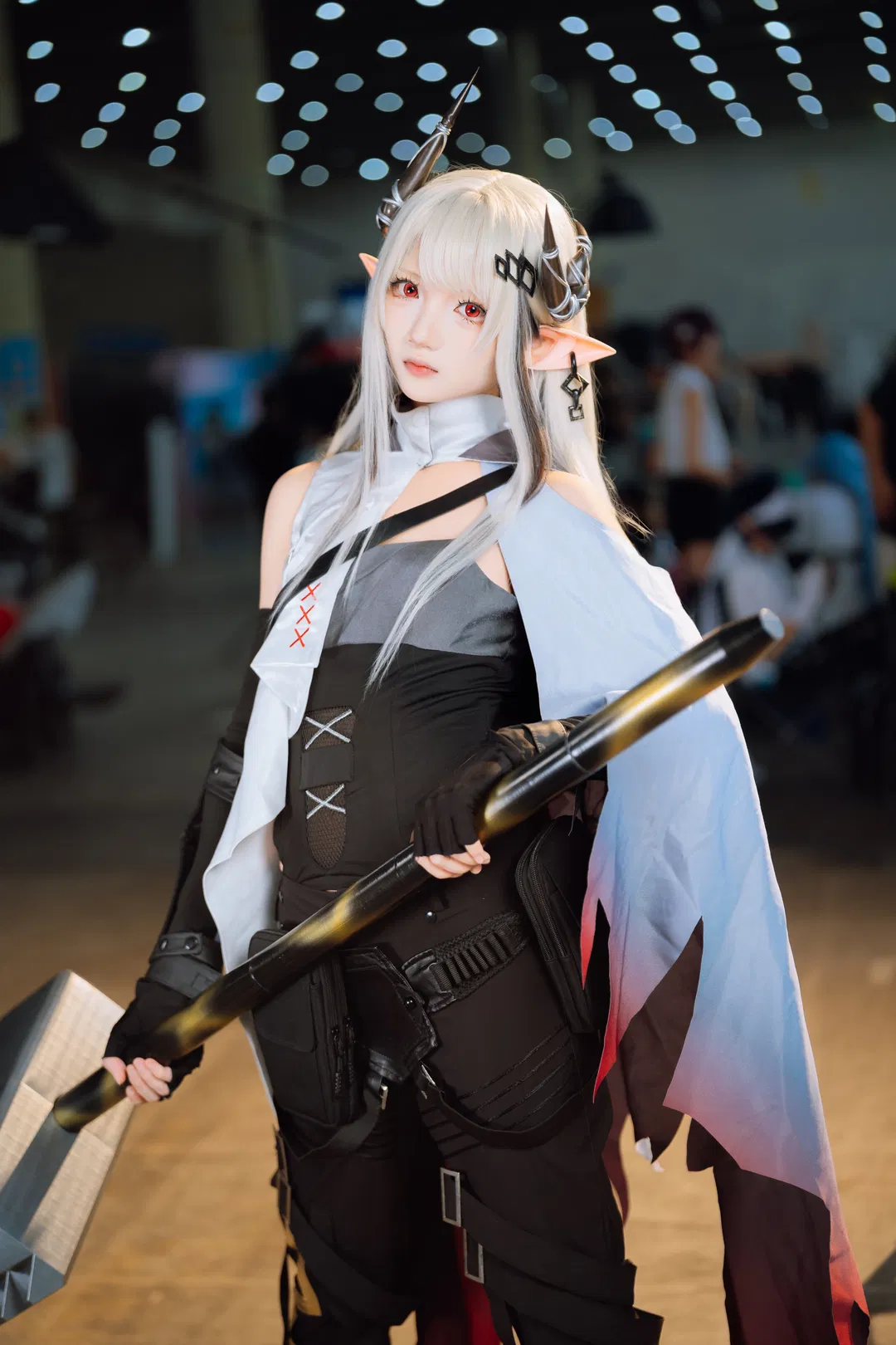 泥岩cos 明日方舟 漫展裡的戰術大錘少女 - 第 1 張