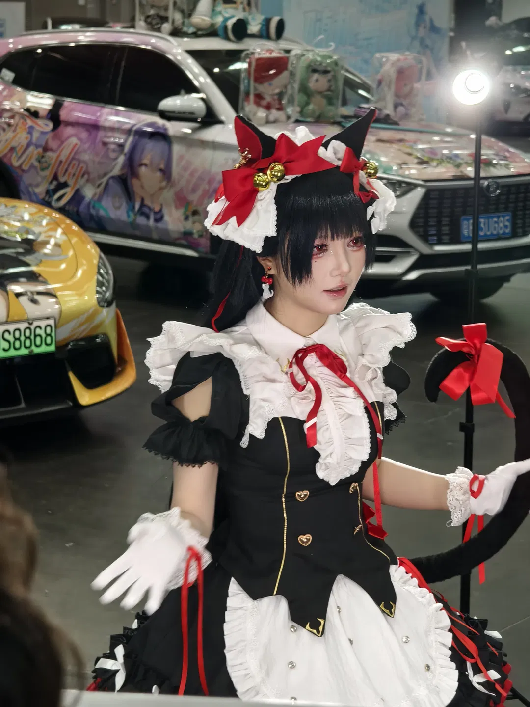 【千咲cos】鸣潮千咲漫展现场，这套黑白红洛丽塔真的很精致 - 第 2 张