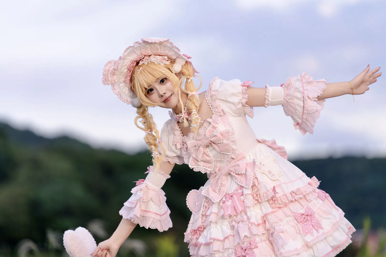 粉黛花海里的Lolita实拍，这套粉白搭配绝了 - 第 13 张