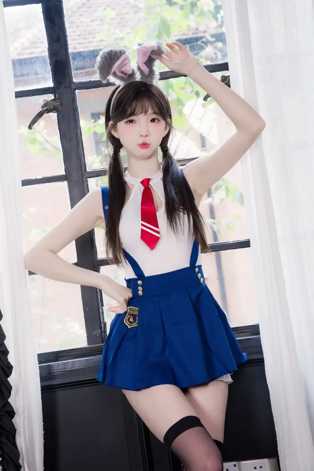 甜妹制服居家写真 美式校园叛逆反差萌 - 第 8 张
