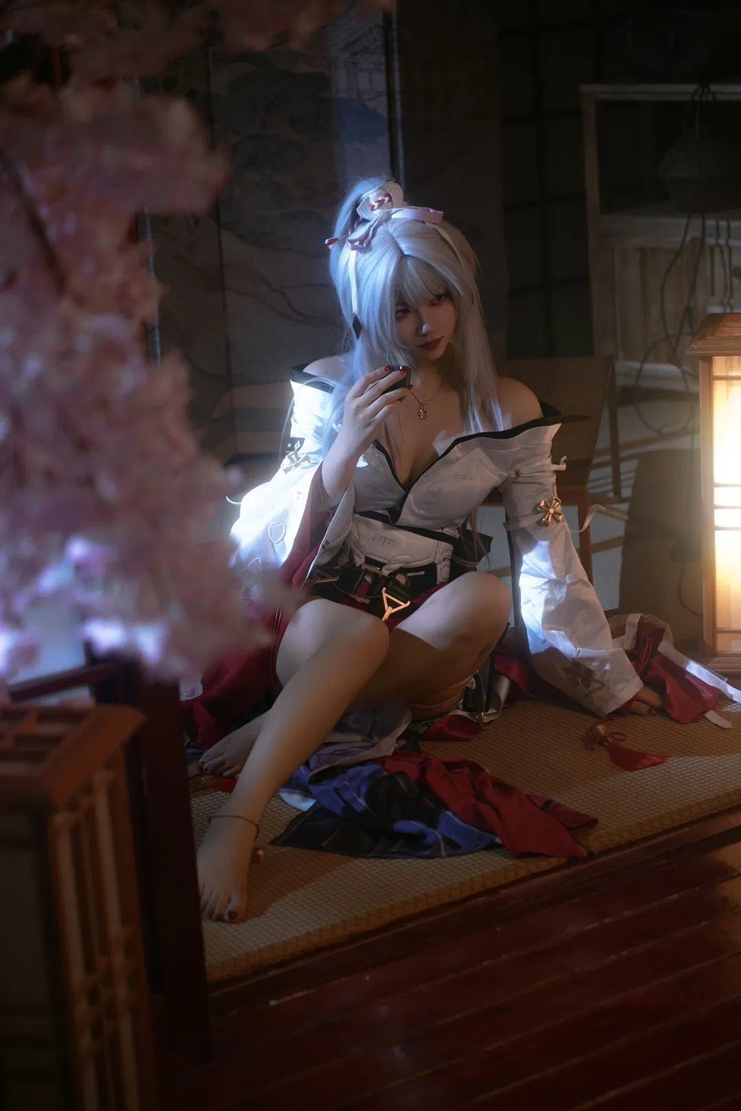 【绯雪cos】鸣潮的苇原之雪，这次终于拍出了想要的感觉 - 第 2 张