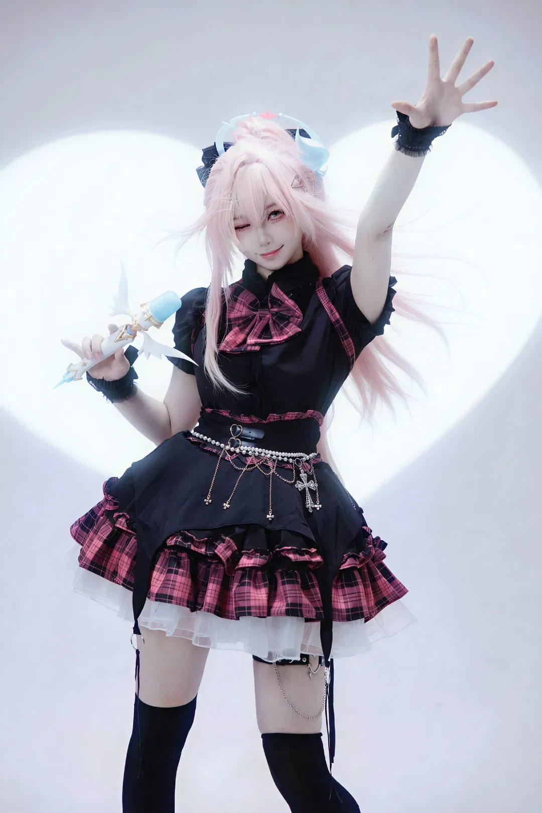 【爱弥斯cos】鸣潮爱弥斯私设的粉黑格裙穿搭记录 - 第 1 张