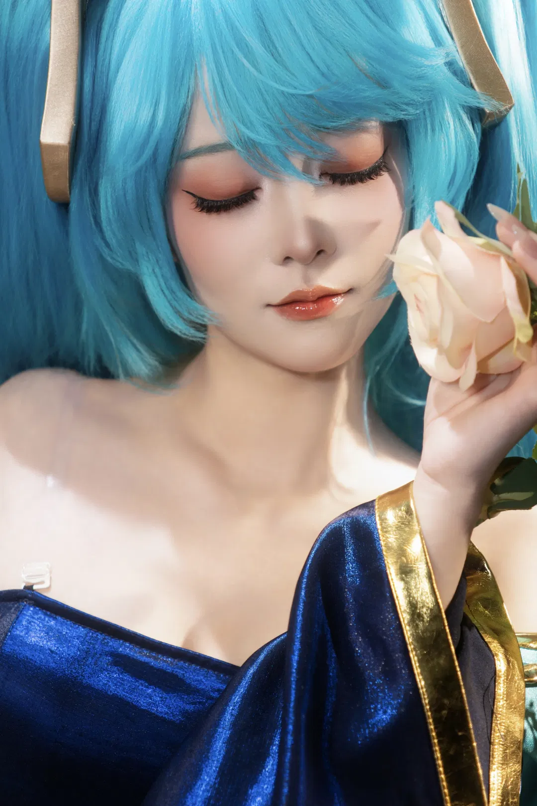 【琴女娑娜cos】静谧丛林里拨动琴弦 - 第 5 张