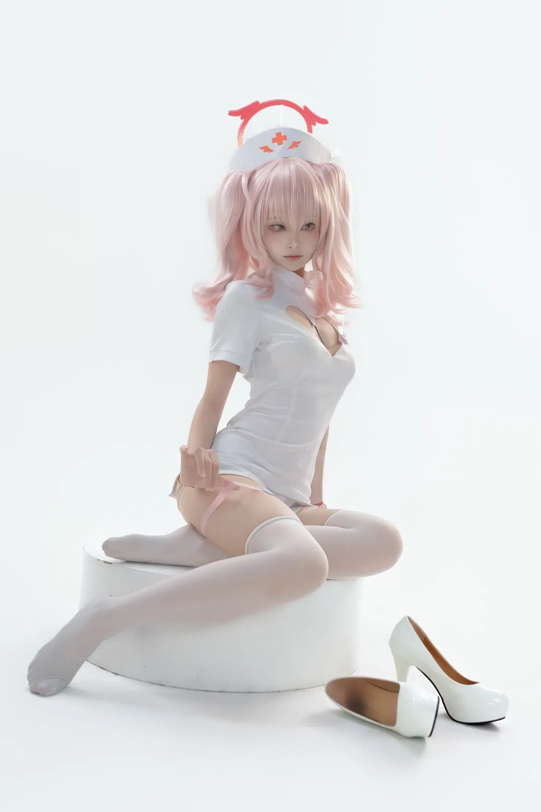 【下江小春cos】蔚藍檔案 草莓味少女的查房時間 - 第 1 張