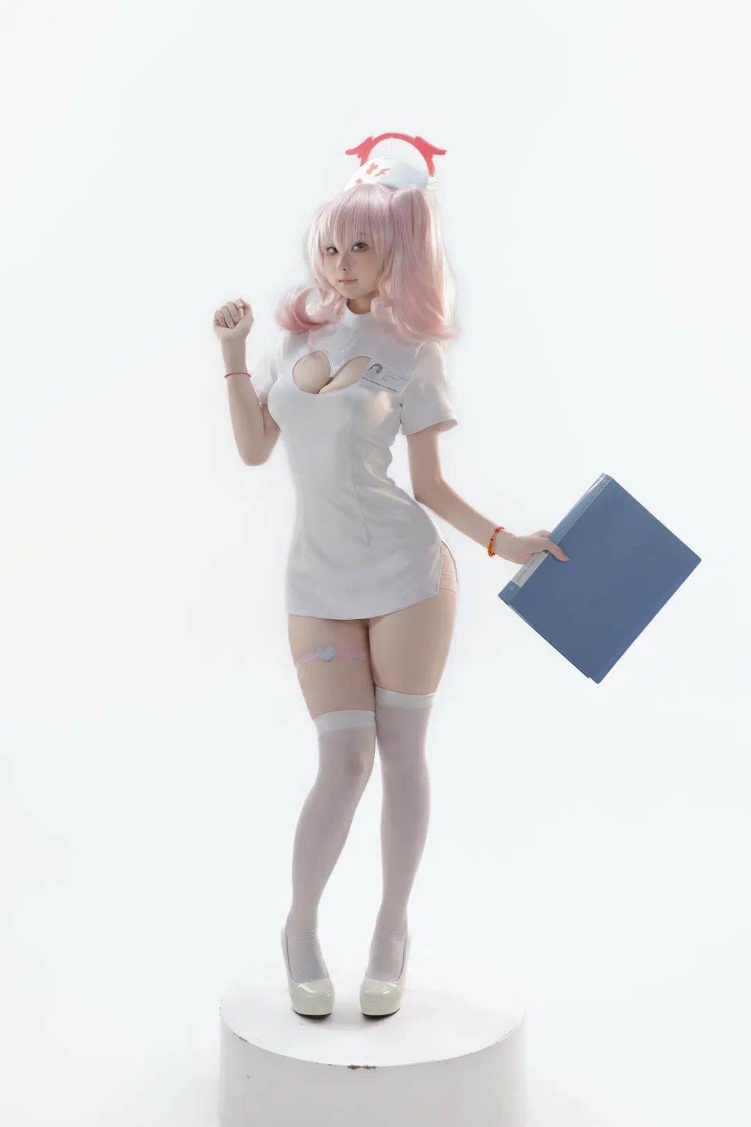 【下江小春cos】蔚蓝档案护士春的查房日常 - 第 2 张