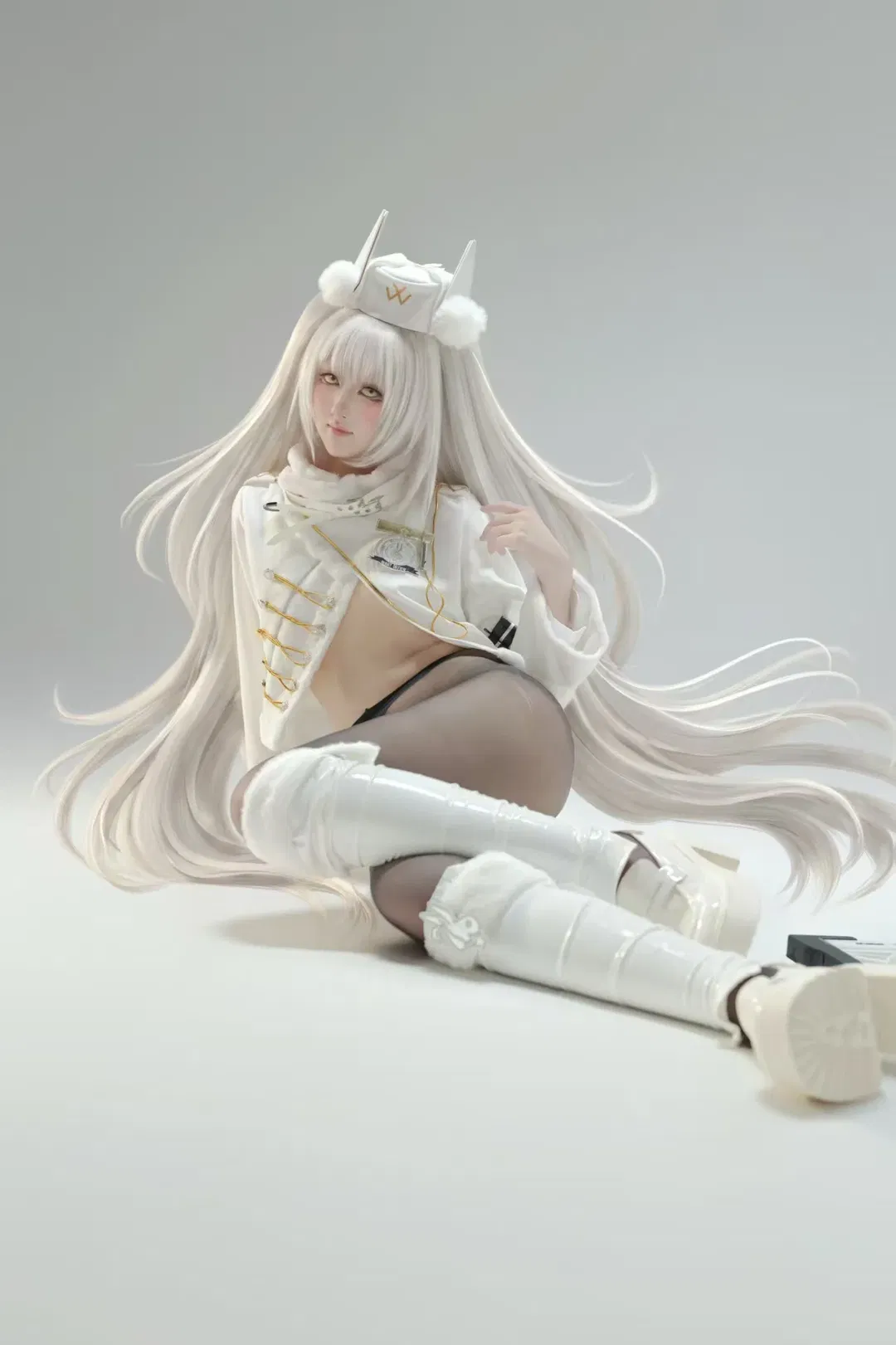 【白兔布蘭兒cos】nikke白兔布蘭兒，白棚光影下的幸運白兔 - 第 1 張