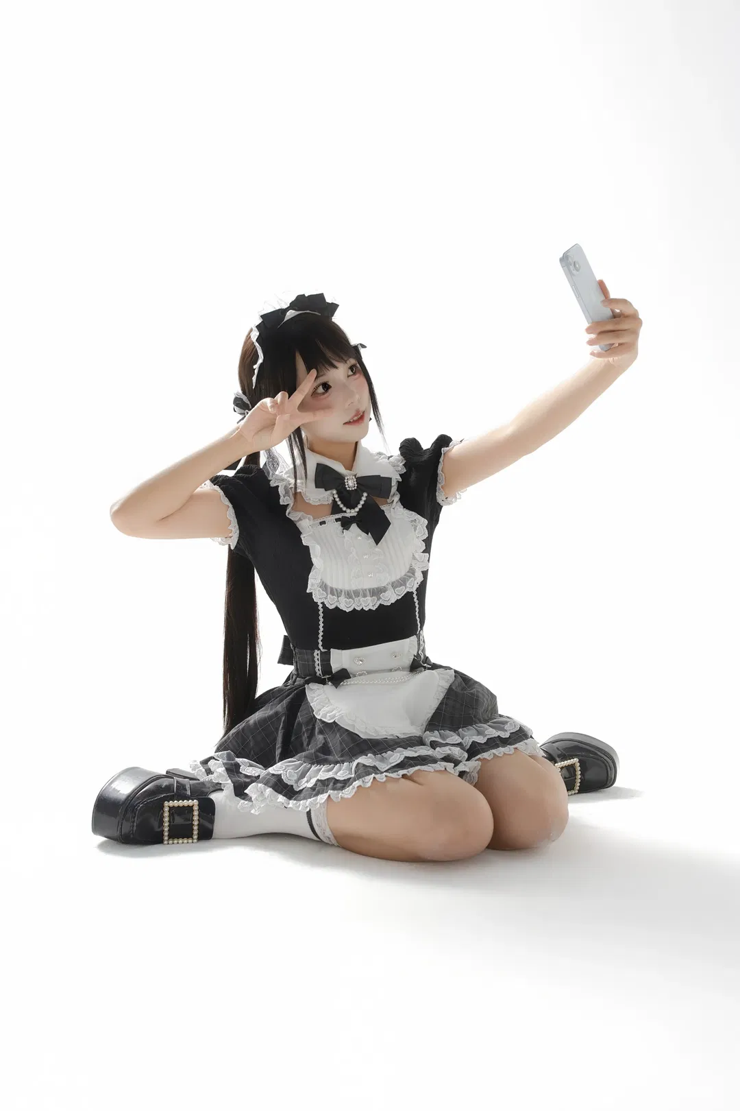 黑白女僕Lolita寫真，永遠為白棚質感心動 - 第 3 張