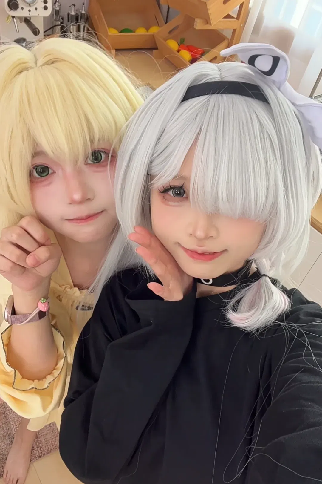 【阿罗娜cos】和姐妹们一起拍摄蔚蓝档案的贴贴日常 - 第 4 张