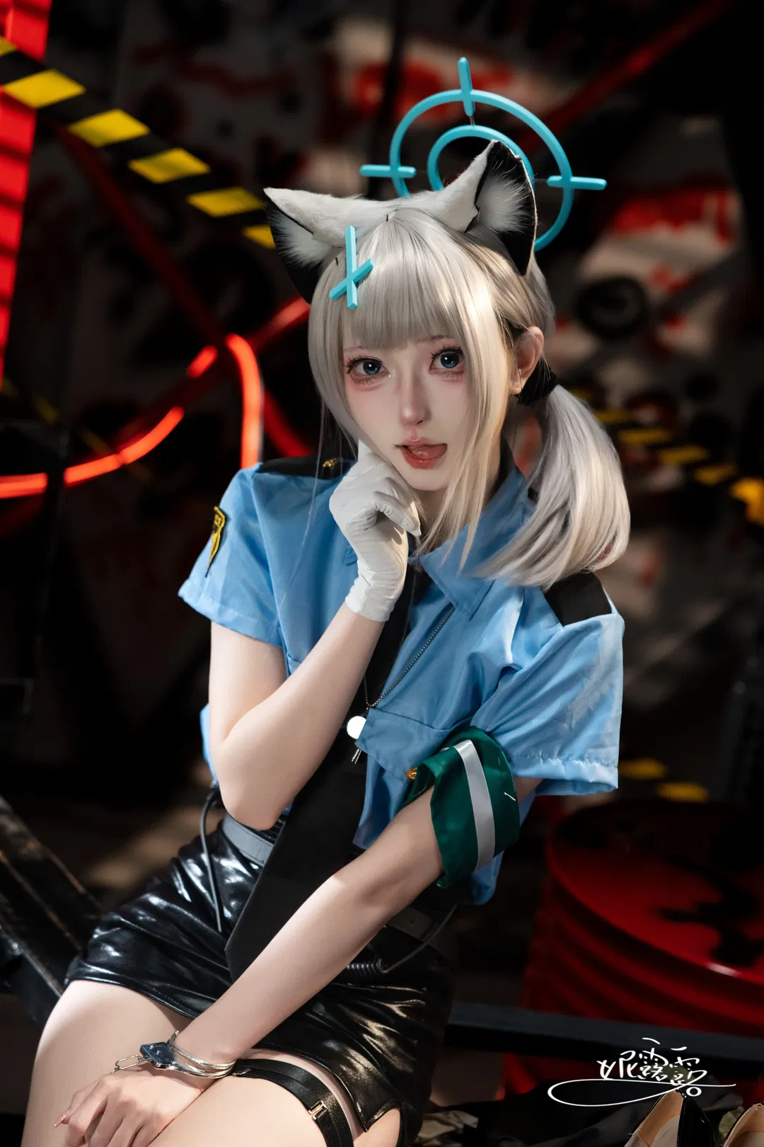 【砂狼白子cos】蔚蓝档案蓝色制服造型诠释冷感与俏皮 - 第 1 张